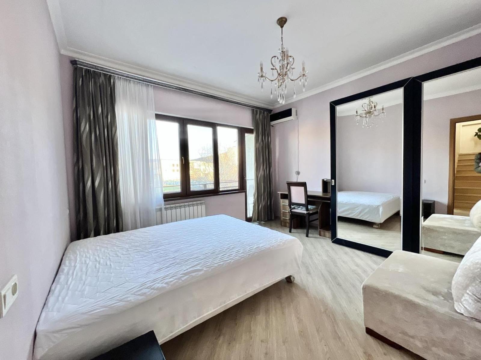 Villa In Тбілісі Екстер'єр фото